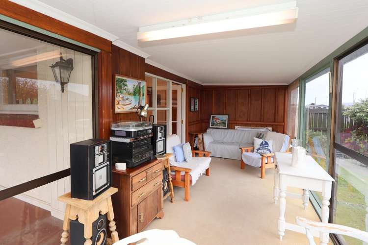99 West Street Hawthorndale_15