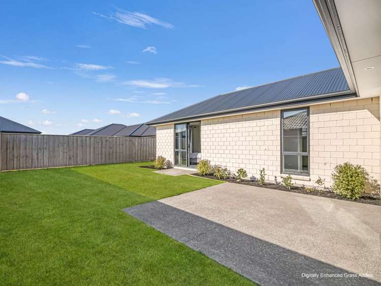 13 Nathaniel Archer Street Woodend_12