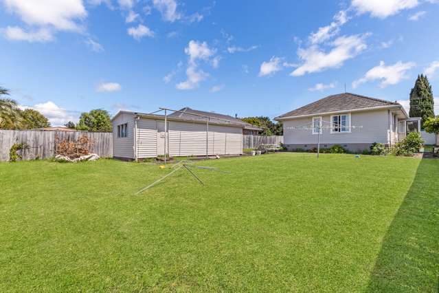 73 Roberts Road Te Atatu South_3