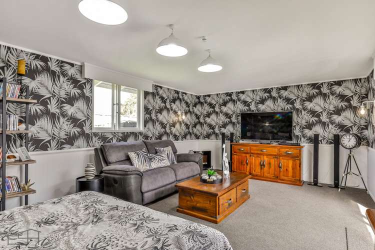 84 Shaw Road Oratia Waitakere City Houses for Sale One Roof