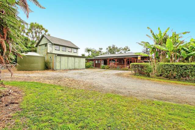 916 Fairdown Road Fairdown_1