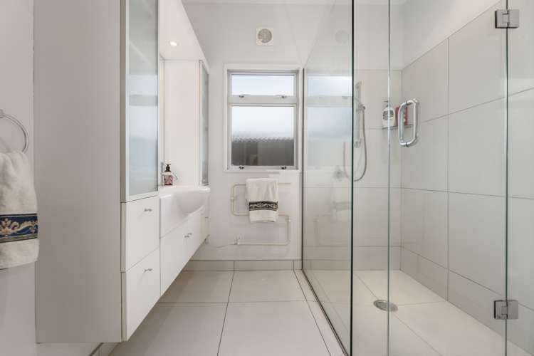 142 North Parade Richmond_24