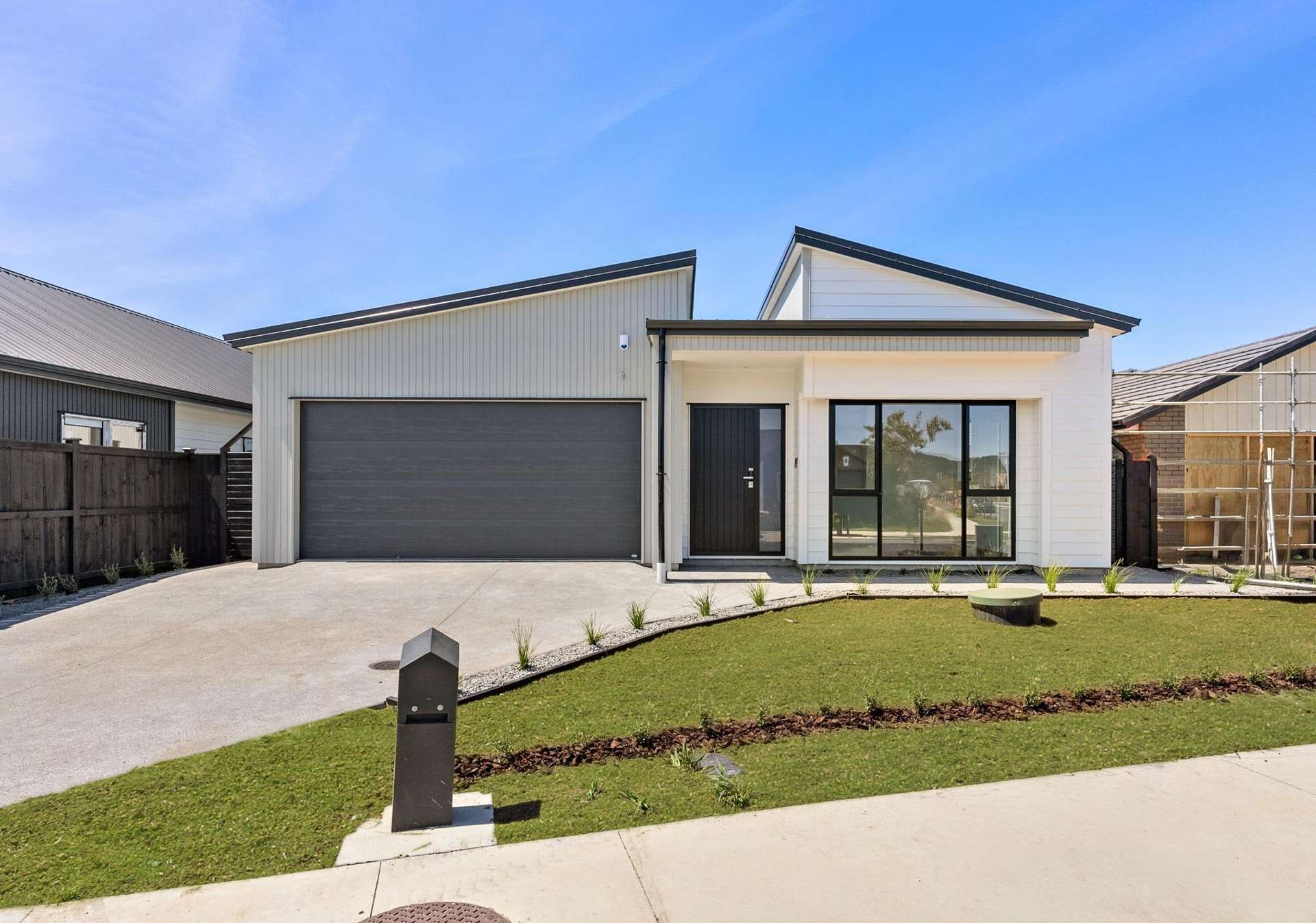 9 and 13 Arahi Road Clevedon_0