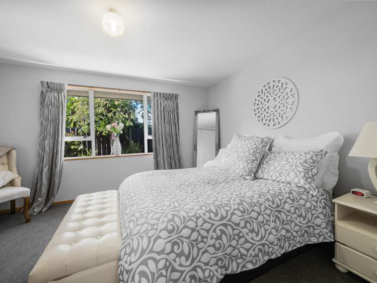 9 Falcon Drive Allenton_10