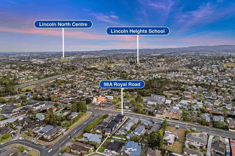 98a Royal Road Massey_18