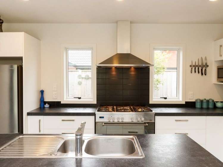 39 James Line Kelvin Grove_9