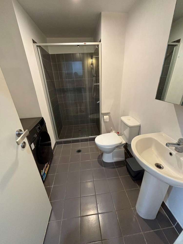 3G/32 Eden Crescent City Centre_4