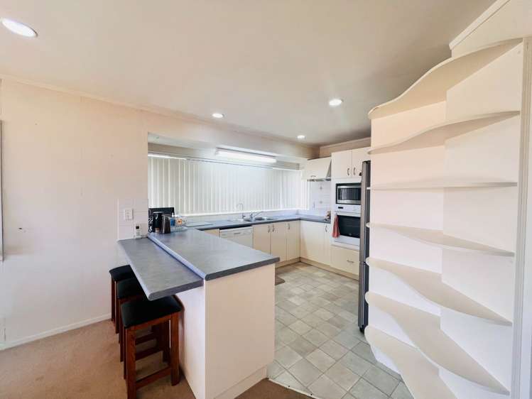 27 Ambleside Drive Northpark_8