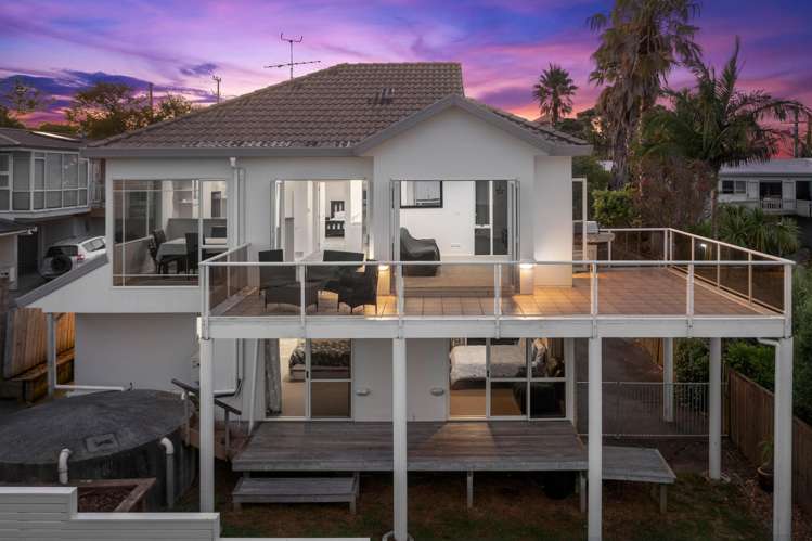 1019A Whangaparaoa Road Manly_25