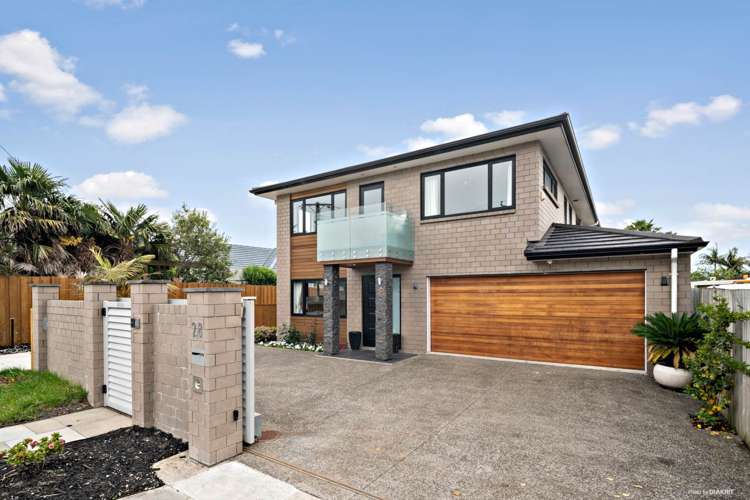 28 Flanshaw Road Te Atatu South_0