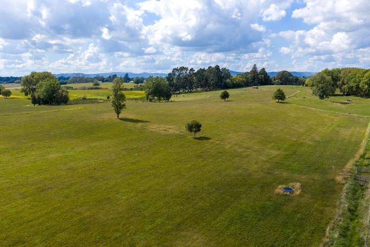 3331 Cambridge Road Cambridge_11