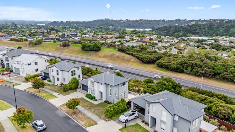 81 Mackay Drive Greenhithe_21