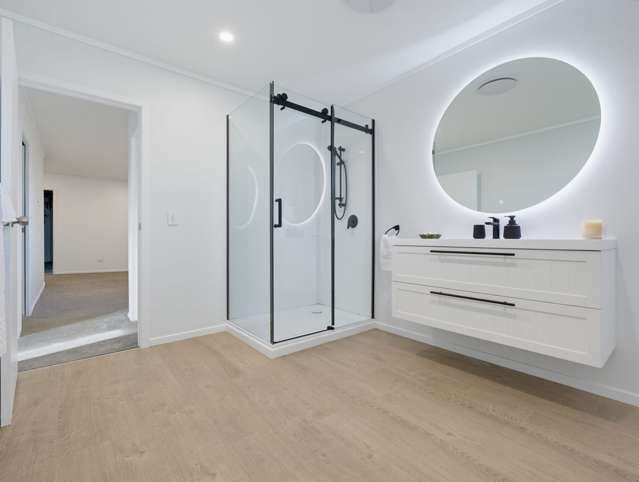 6 Lee Road Hannahs Bay_2