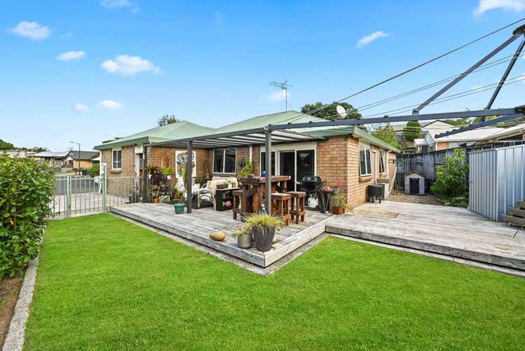 25 Pointon Glade Grandview Heights_18