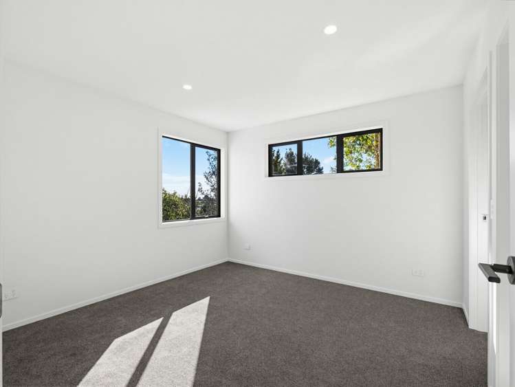 8a Cedar Terrace Stanmore Bay_14