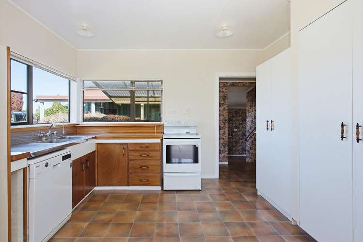 4 Vogel Place Te Aroha_11