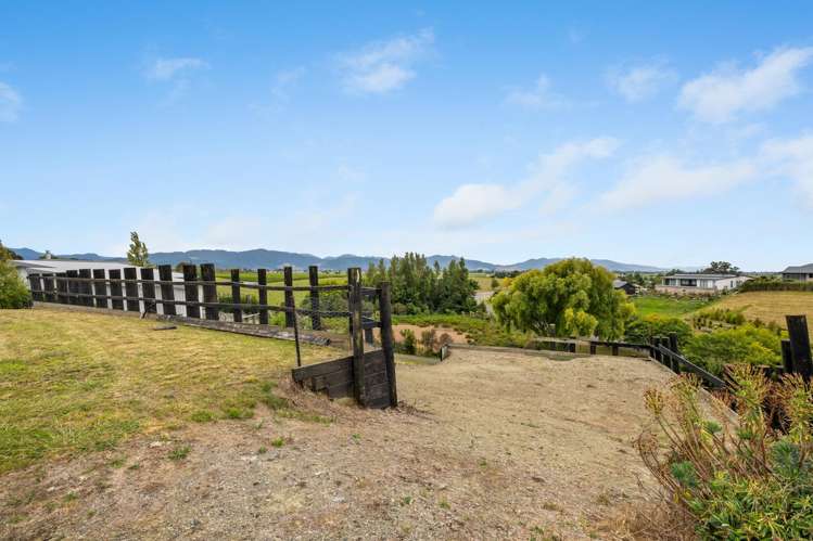 8 Lake View Place Fairhall_8