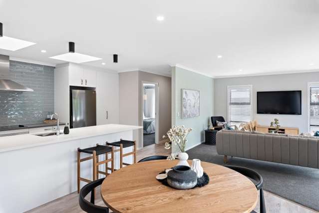 OTAKI - FOUR BEDROOMS