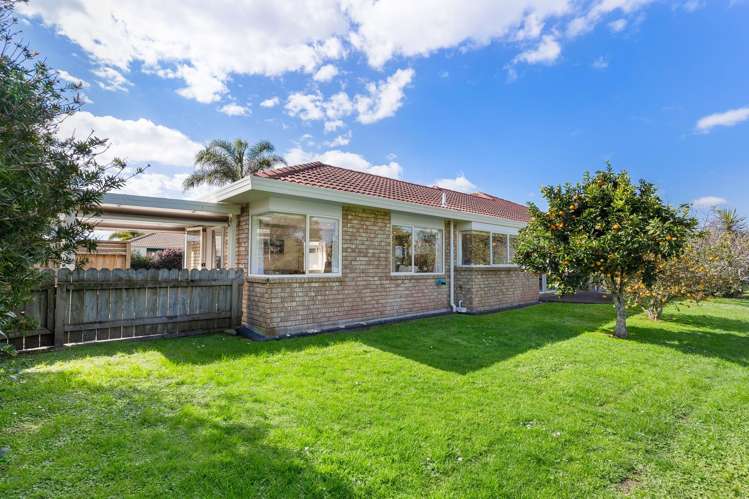176 Lakeside Drive Orewa_20