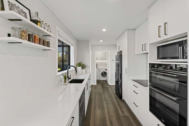 66 Mcintyre Road Mangere Bridge_4