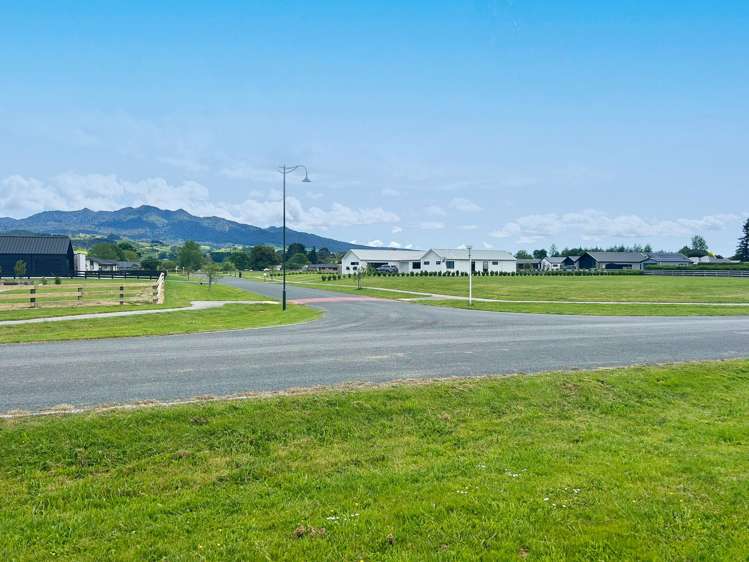 565 Inglefield Street_0