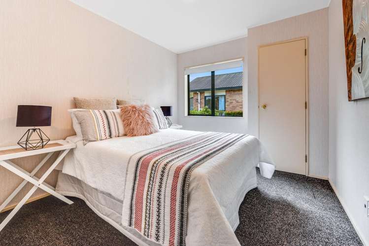 64 Brymer Road Grandview Heights_10