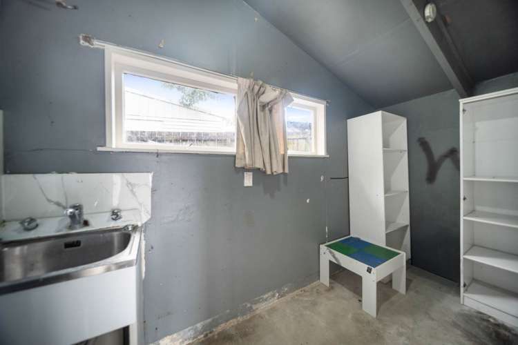 6 Selsey Lane Manurewa_12