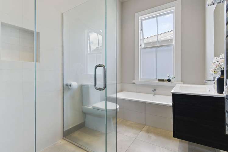 15 Seccombes Road Epsom_20