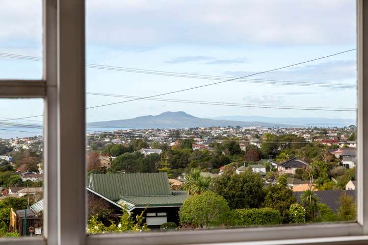 922 East Coast Road Northcross_4