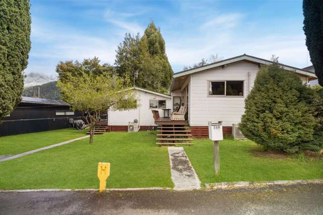 30 Sydney Street Queenstown_1