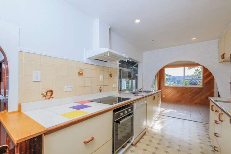 1 Surman Place Glen Eden_13