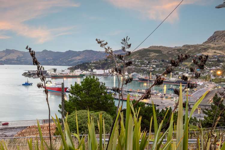 35 Sumner Road Lyttelton_15