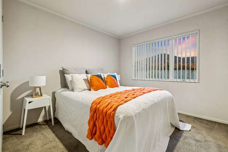 58 Salford  Crescent Flat Bush_13