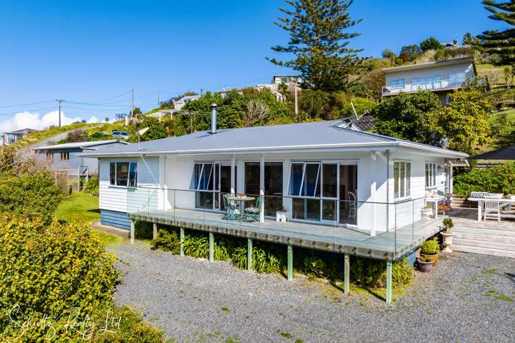 2 Cliff Street Paparoa_49