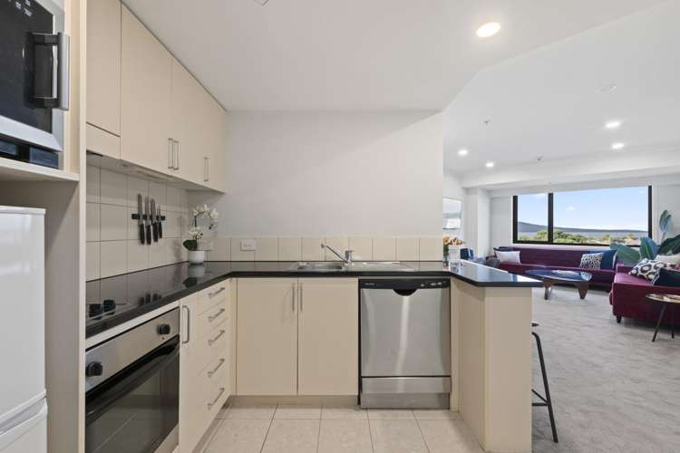9-17 Byron Avenue_3
