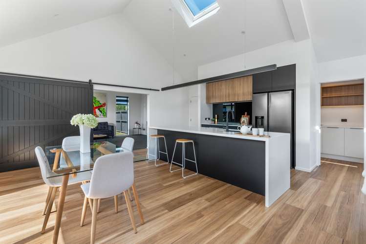 21 Dundee Road Mosgiel_8