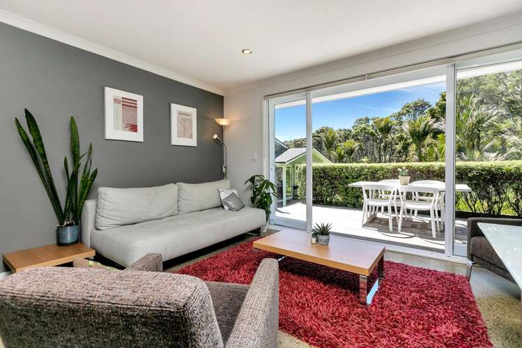 42 Landing Road Titirangi_14