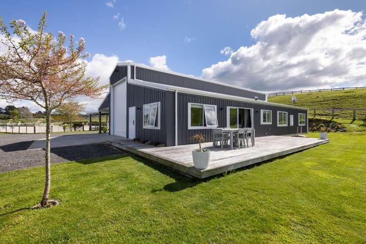 16 Betty May Drive Pyes Pa_12