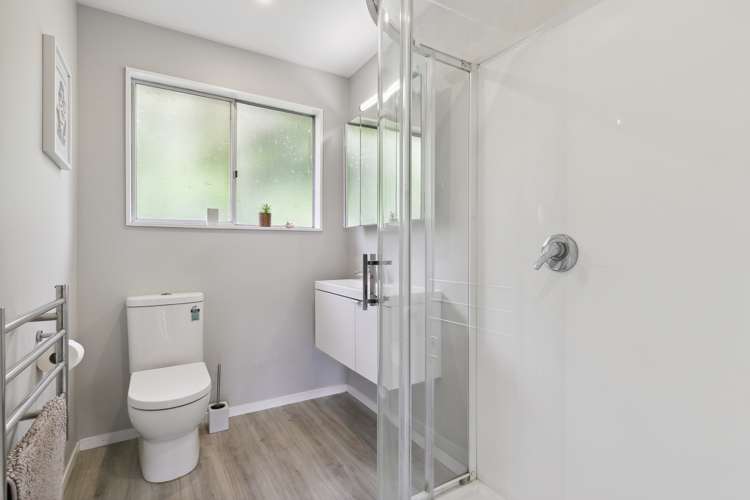 12 Mcmahon Way Paparangi_11