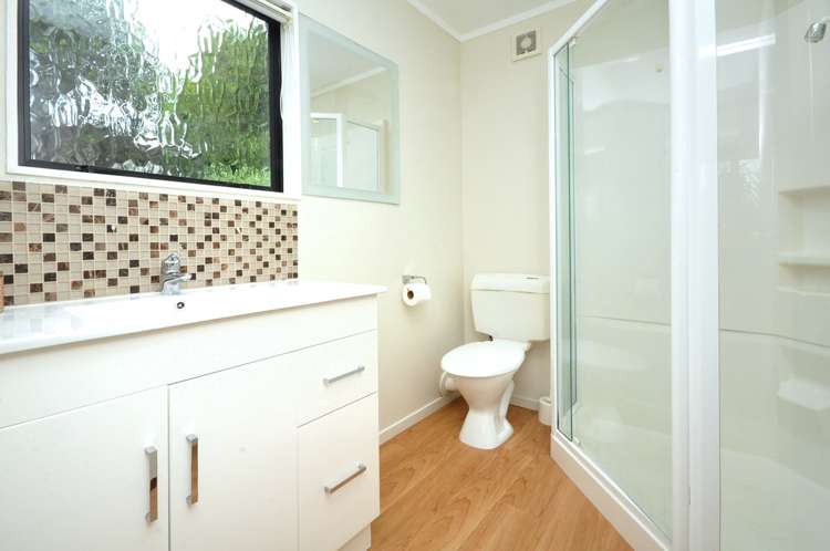 2/56 Potter Avenue Northcote_19