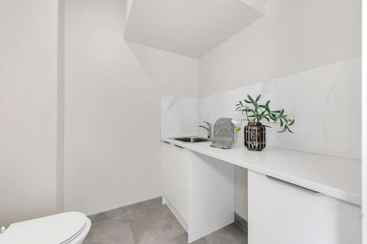 71C Glenmore Road Sunnyhills_8