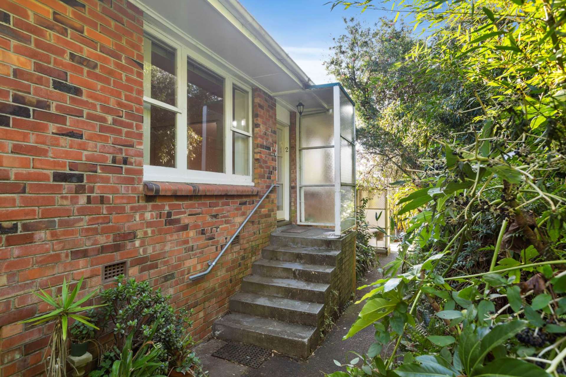 2/23a Cradock Street Avondale_0