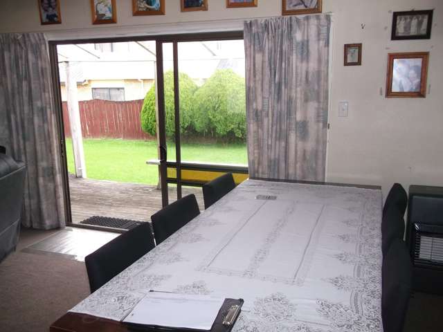 5 Lyndon Place Manurewa_3