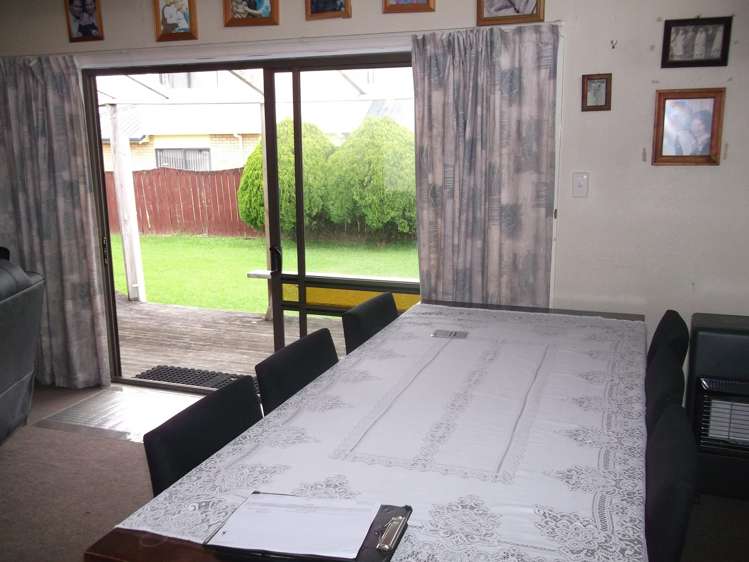 5 Lyndon Place Manurewa_3