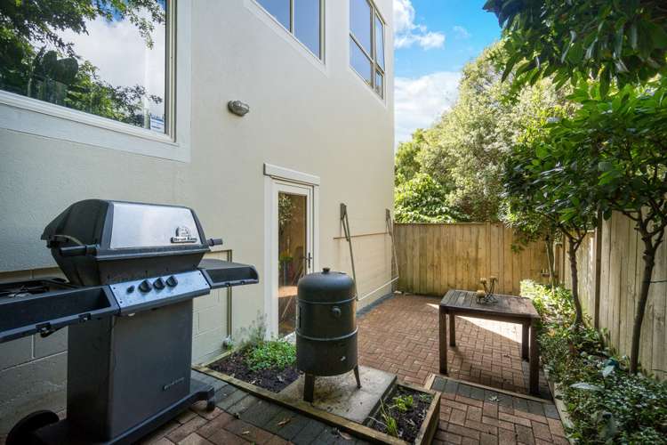 9/57 Gladstone Road Northcote_15