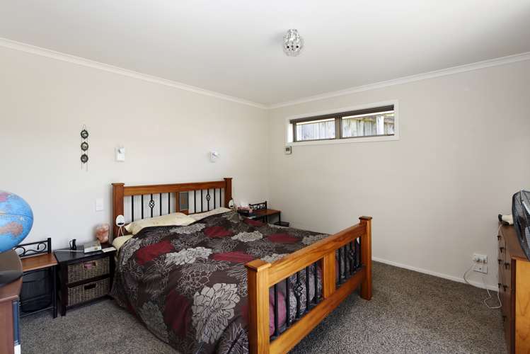 69 Washbourn Drive Richmond_8