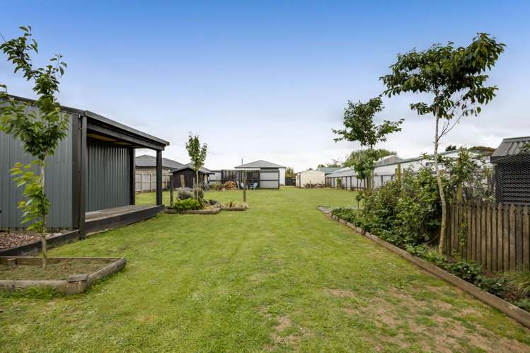 57 Fenton Street Stratford_22