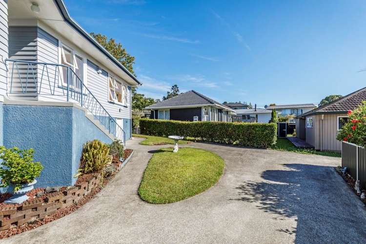 16 Merriefield Avenue Forrest Hill_24