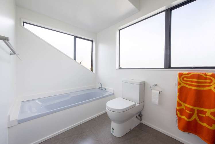 Goldfinch Rise Unsworth Heights_12