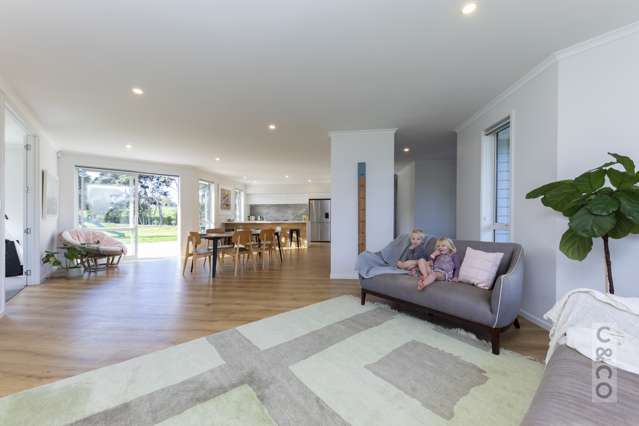 1293 Old North Road Helensville_4